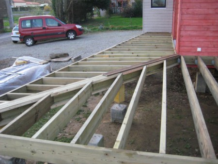 structure avant la pose des lames bois